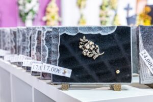 different type de plaques funeraire